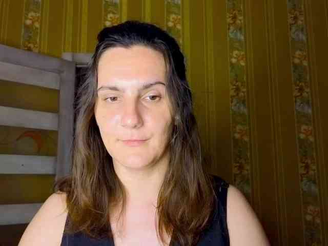 Secret_Smile webcam