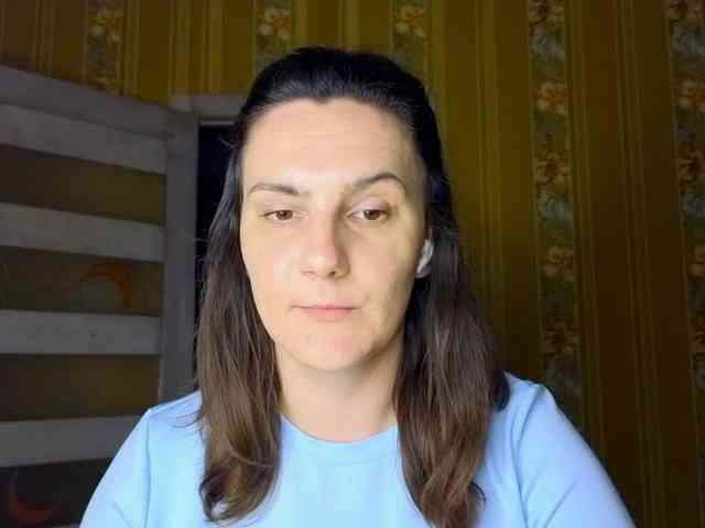 Secret_Smile webcam