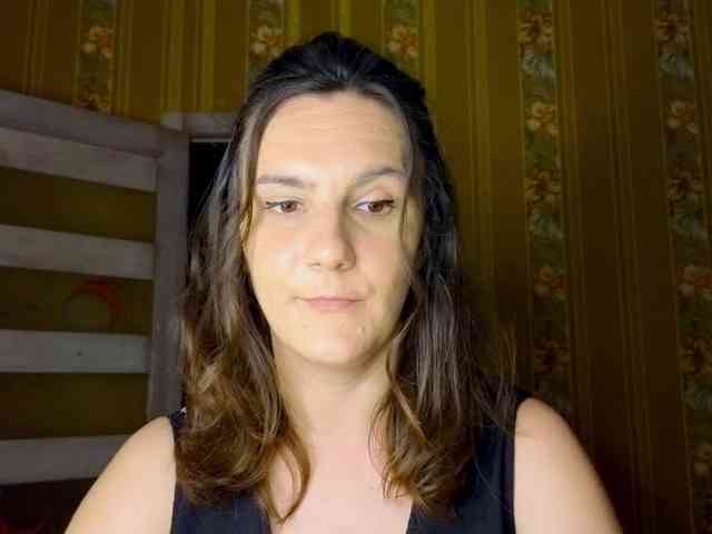 Secret_Smile webcam