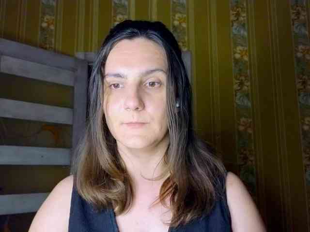 Secret_Smile webcam