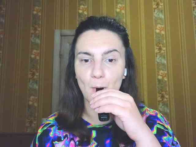 Secret_Smile webcam