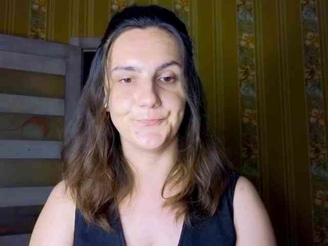 Secret_Smile webcam