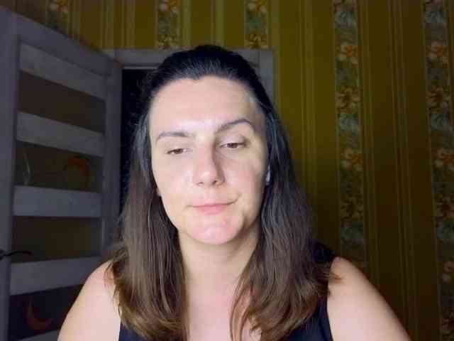 Secret_Smile webcam