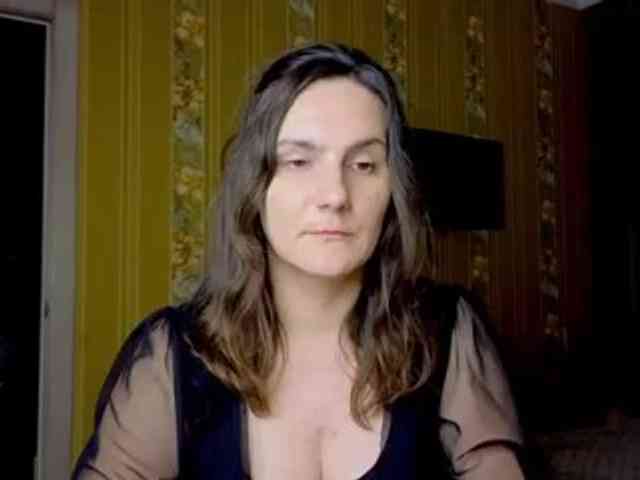 Secret_Smile webcam