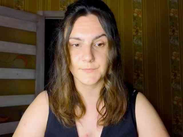 Secret_Smile webcam