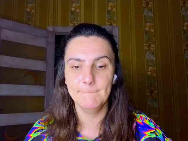Secret_Smile webcam