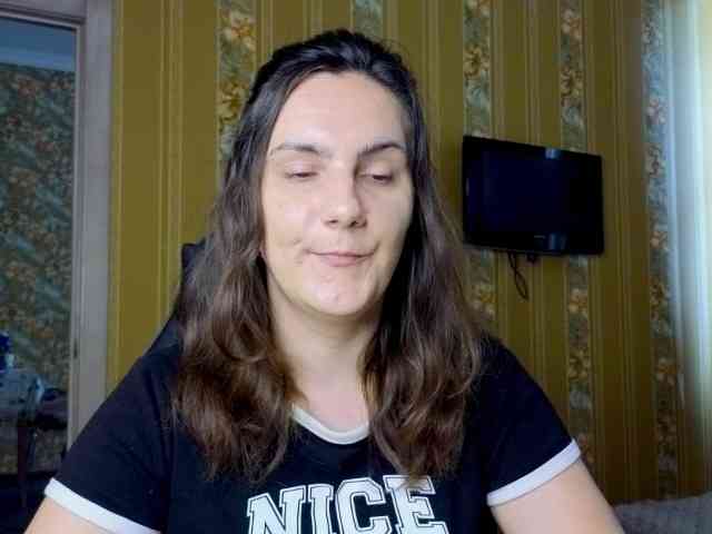 Secret_Smile webcam