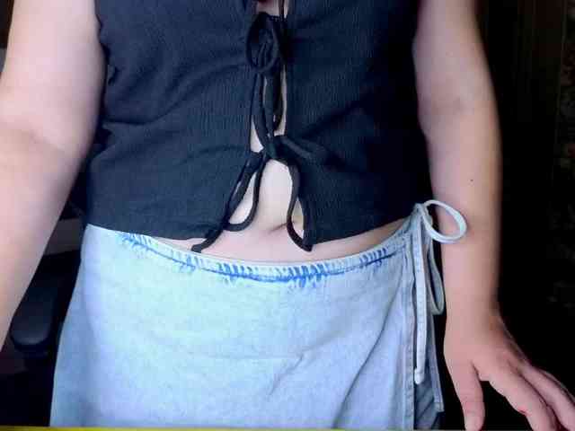 Secret_Smile webcam
