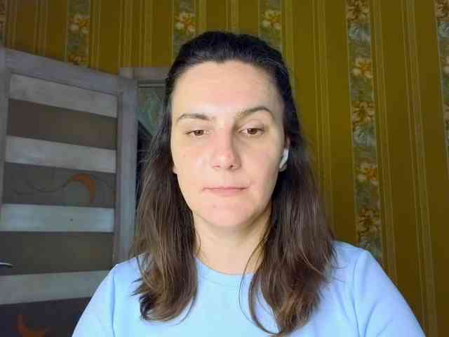 Secret_Smile webcam