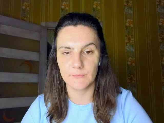 Secret_Smile webcam