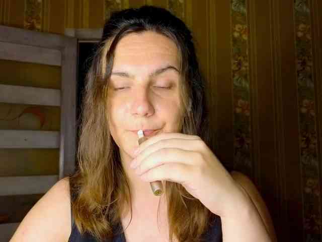 Secret_Smile webcam