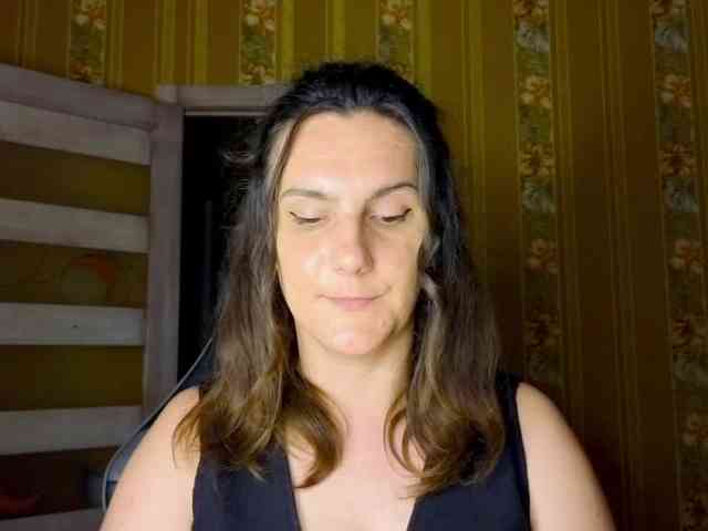 Secret_Smile webcam