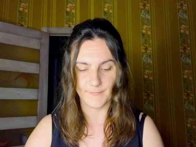 Secret_Smile webcam