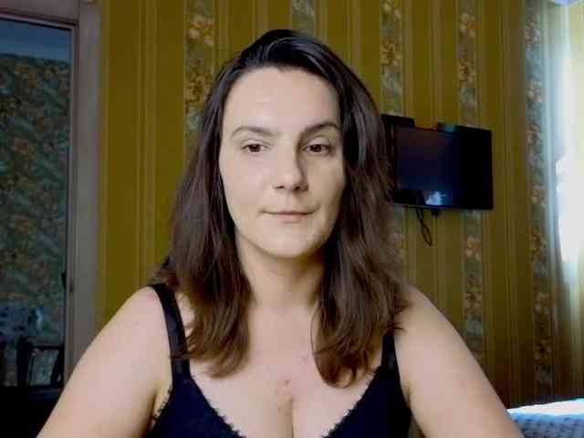 Secret_Smile webcam