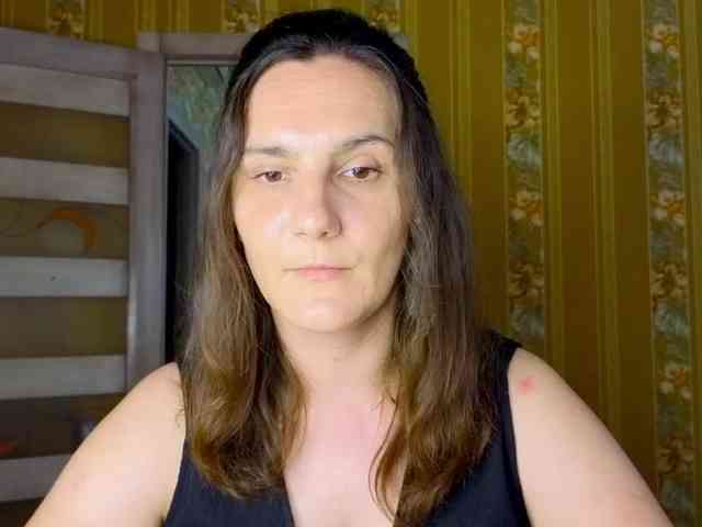 Secret_Smile webcam