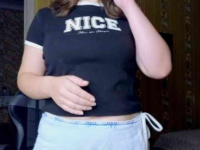 Secret_Smile webcam