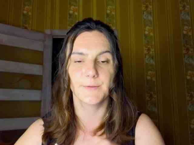 Secret_Smile webcam