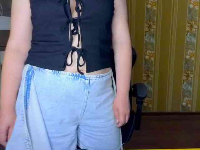 Secret_Smile webcam