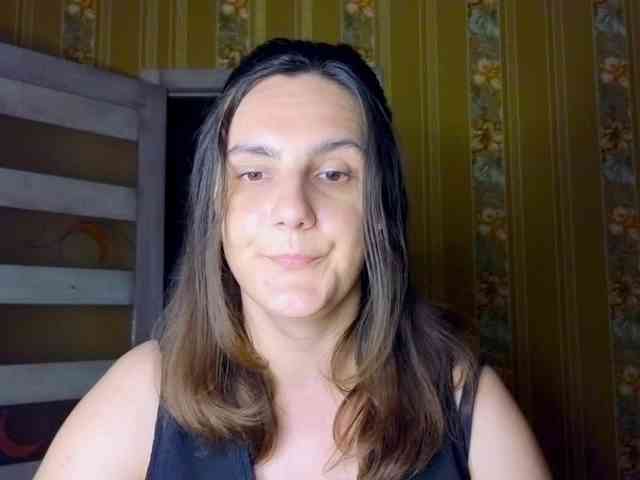 Secret_Smile webcam