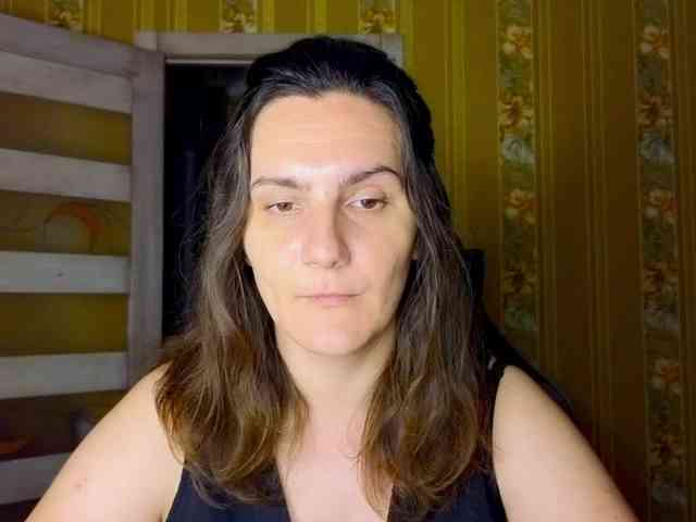 Secret_Smile webcam