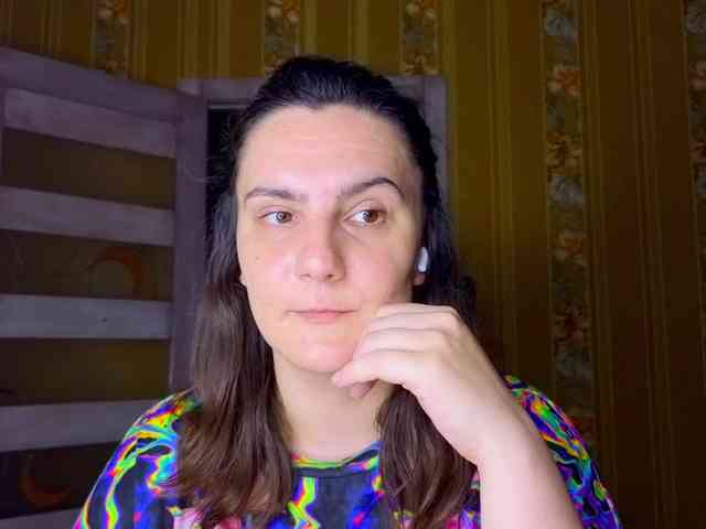 Secret_Smile webcam