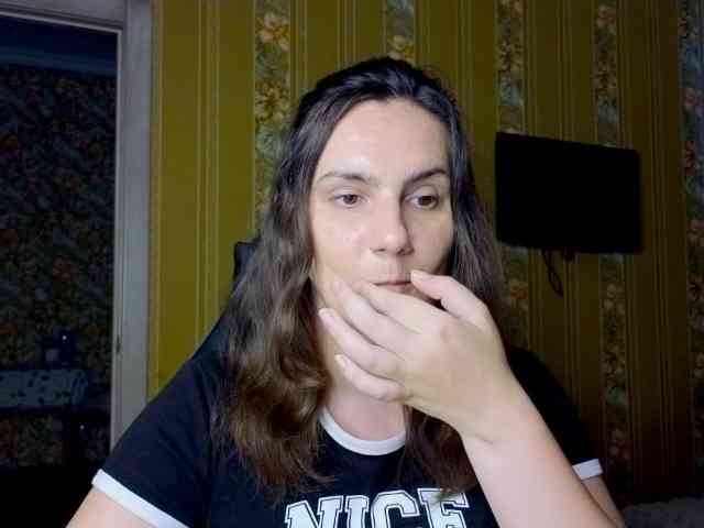 Secret_Smile webcam