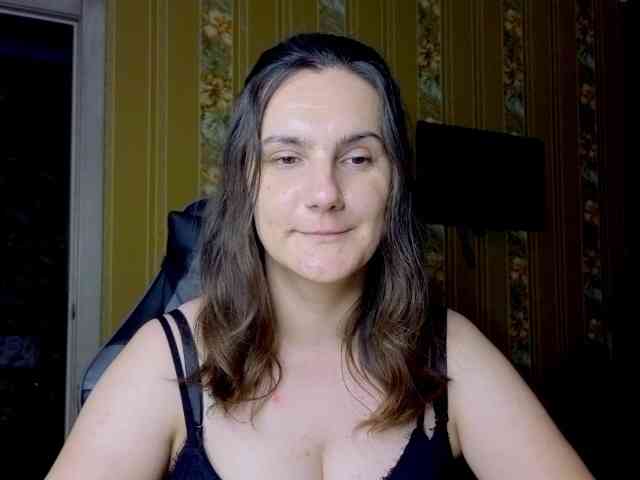 Secret_Smile webcam
