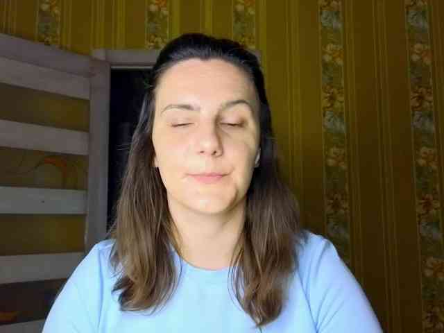 Secret_Smile webcam