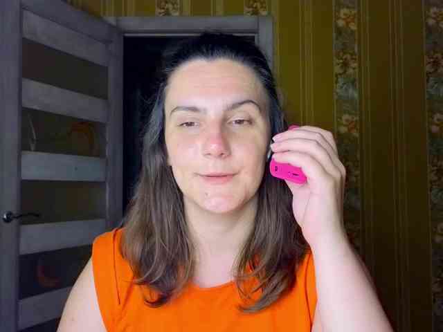 Secret_Smile webcam