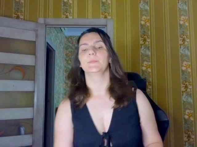 Secret_Smile webcam
