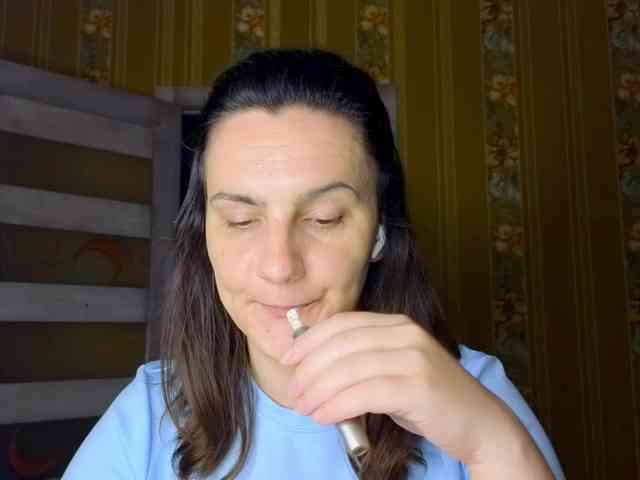 Secret_Smile webcam