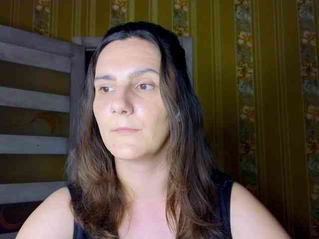 Secret_Smile webcam