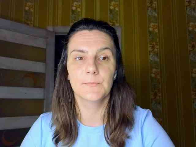 Secret_Smile webcam