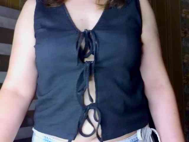 Secret_Smile webcam