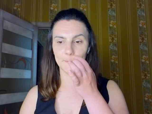 Secret_Smile webcam