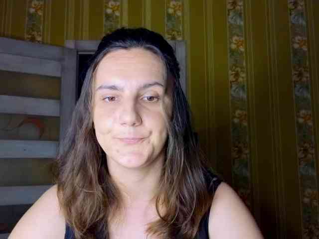 Secret_Smile webcam