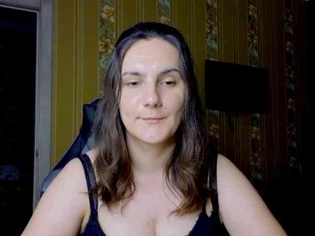 Secret_Smile webcam