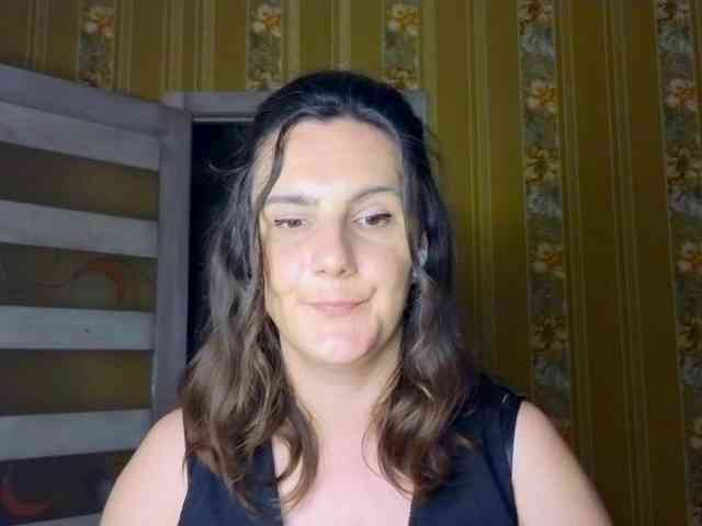 Secret_Smile webcam