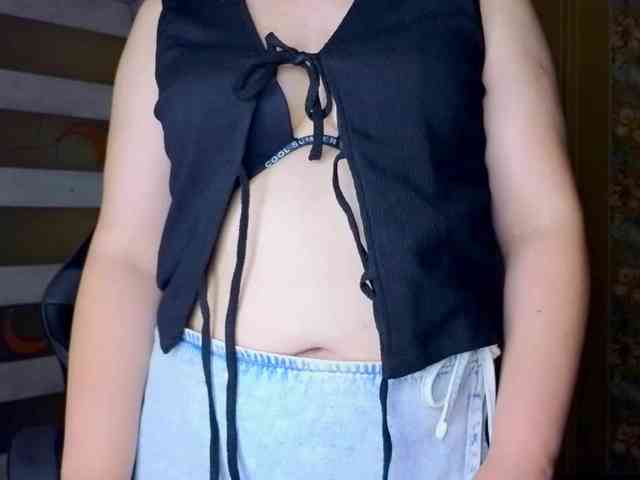 Secret_Smile webcam