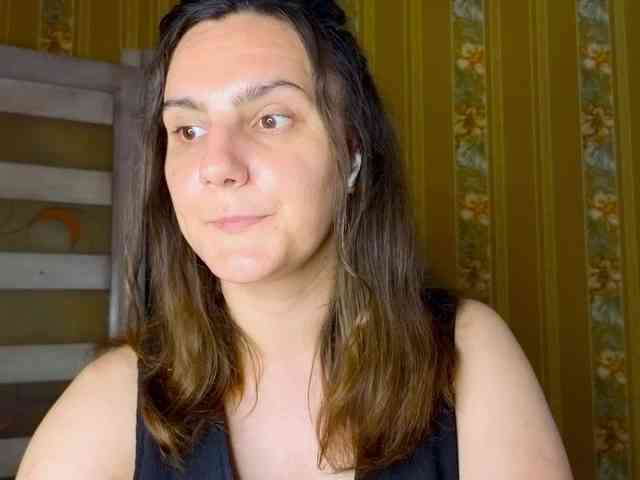 Secret_Smile webcam