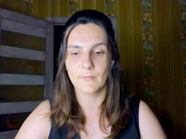 Secret_Smile webcam