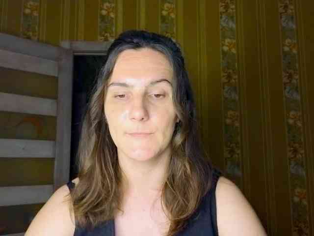 Secret_Smile webcam