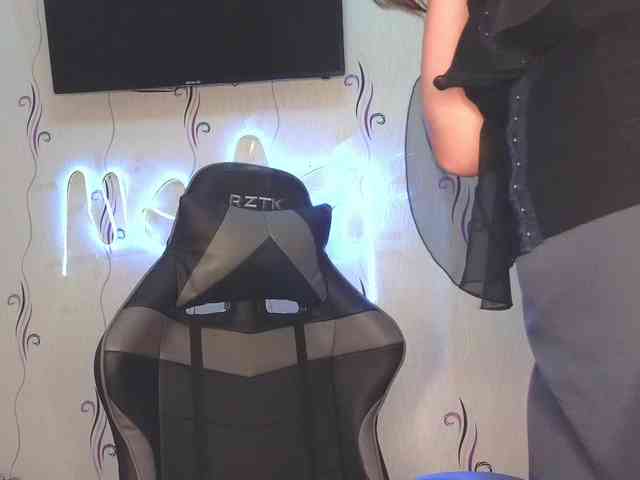 Secret_Smile webcam