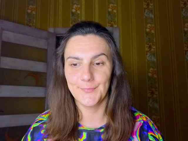 Secret_Smile webcam