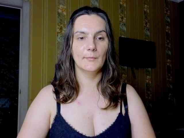 Secret_Smile webcam