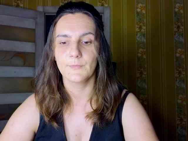 Secret_Smile webcam
