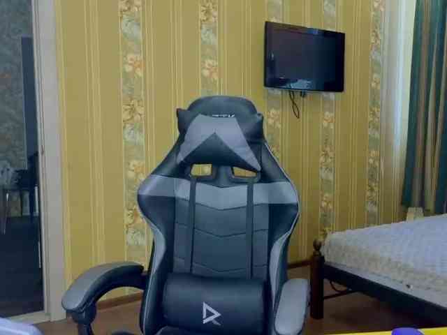 Secret_Smile webcam