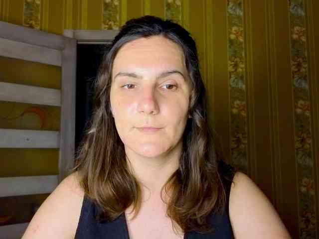 Secret_Smile webcam