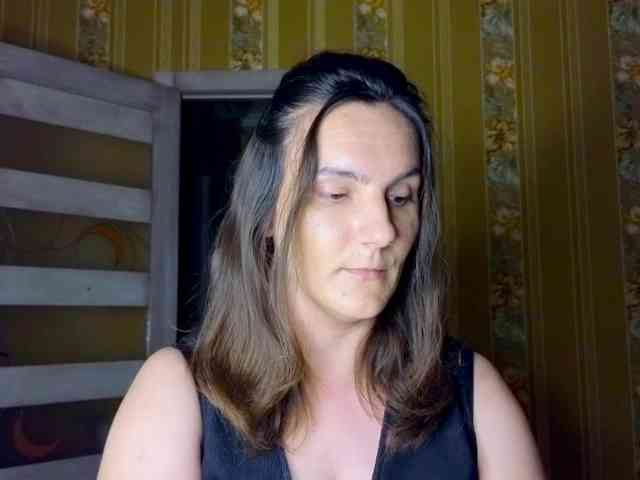Secret_Smile webcam