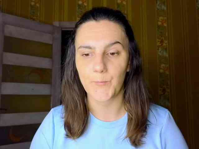 Secret_Smile webcam